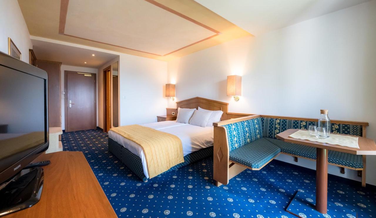 Hotel Ifinger Schenna Eksteriør bilde